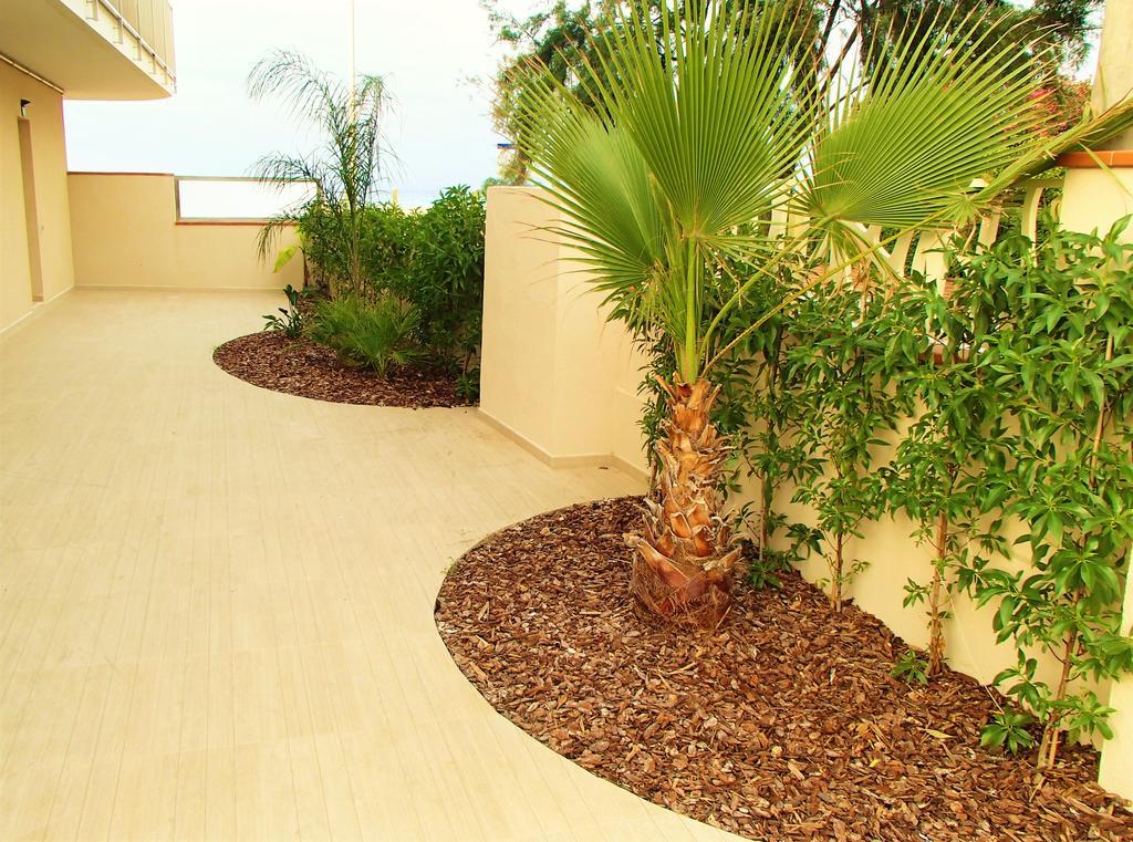 Apartamentos Voramar Castelldefels Exterior foto